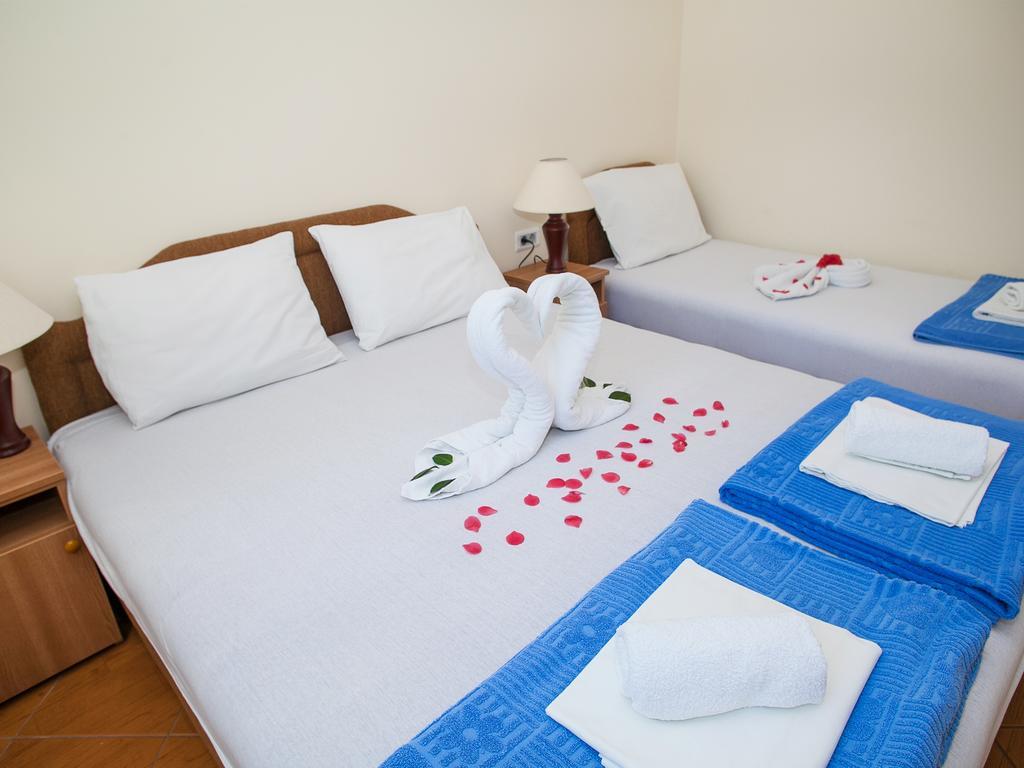 Daria Apartments Kotor Rom bilde