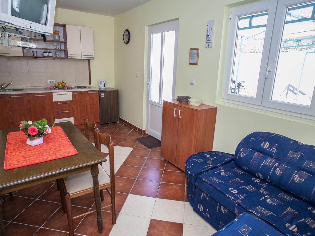 Daria Apartments Kotor Rom bilde