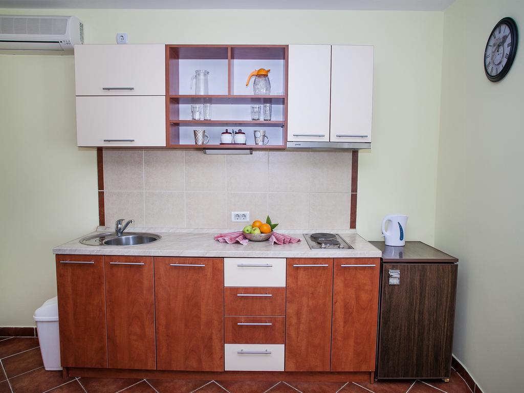 Daria Apartments Kotor Rom bilde